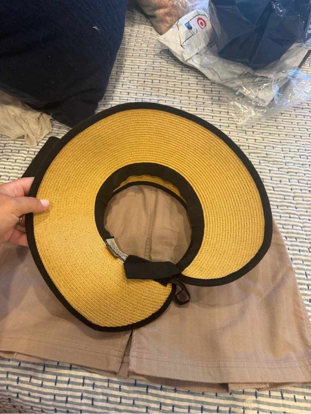 Sun n’ sand Straw Visor with Black Trim